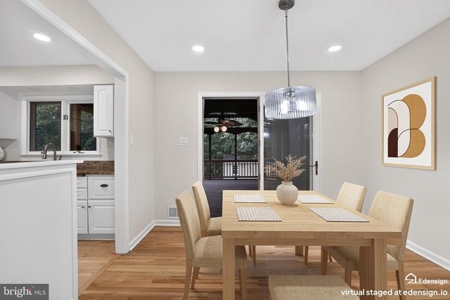 14521 LOCK DR, Centreville, VA 20120