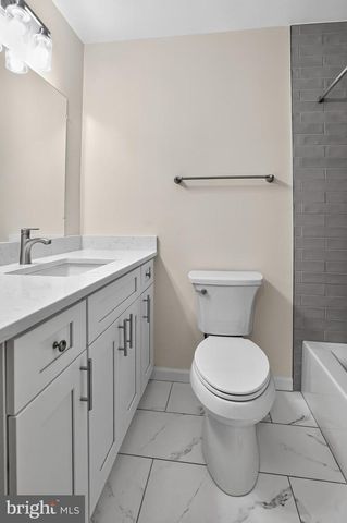 14521 LOCK DR, Centreville, VA 20120