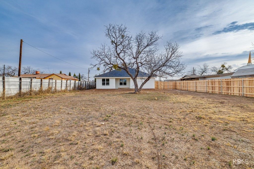 Image 22 of property listing at 2107 Shelton Street, San Angelo, TX 76901
