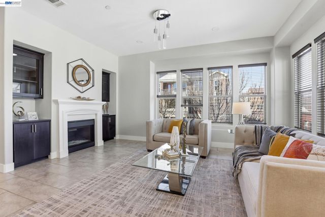 1380 Brookline Loop, Pleasanton, CA 94566