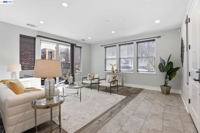 1380 Brookline Loop, Pleasanton, CA 94566