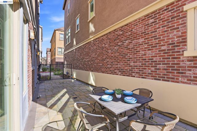 1380 Brookline Loop, Pleasanton, CA 94566