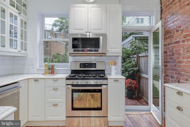 1617 V ST NW, Washington, DC 20009
