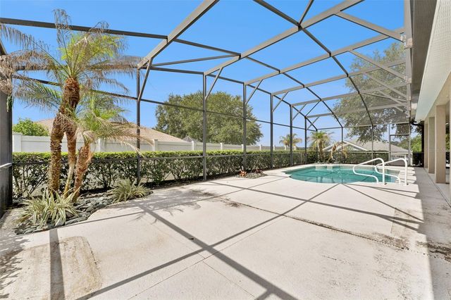 2942 SOUTHERN PINES LOOP, Clermont, FL 34711