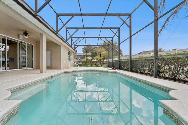 2942 SOUTHERN PINES LOOP, Clermont, FL 34711