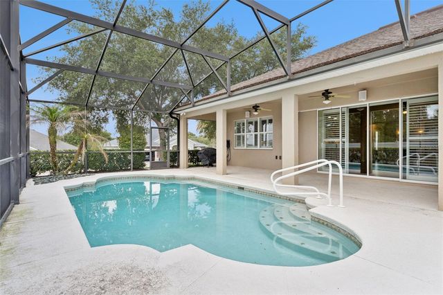 2942 SOUTHERN PINES LOOP, Clermont, FL 34711