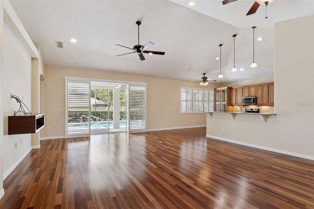 2942 SOUTHERN PINES LOOP, Clermont, FL 34711