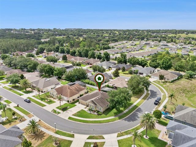 2942 SOUTHERN PINES LOOP, Clermont, FL 34711