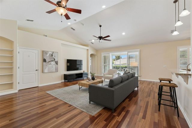 2942 SOUTHERN PINES LOOP, Clermont, FL 34711