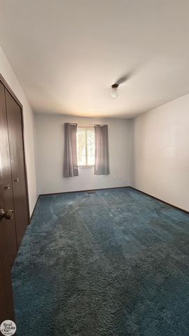 5374 Pointe Drive, East China Twp, MI 48054