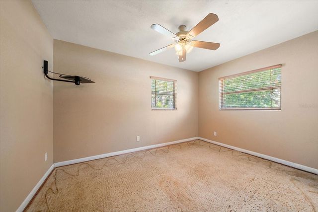 7504 91ST STREET, Seminole, FL 33777