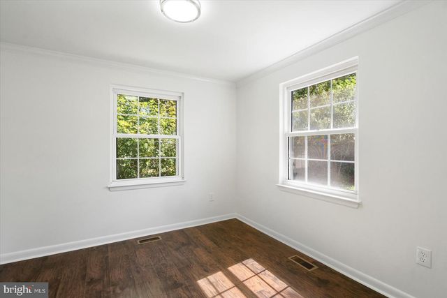 5 ALDEBURGH CT, Baltimore, MD 21237