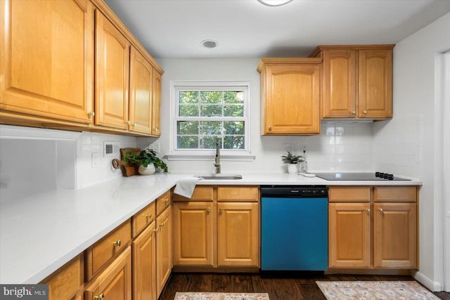 5 ALDEBURGH CT, Baltimore, MD 21237