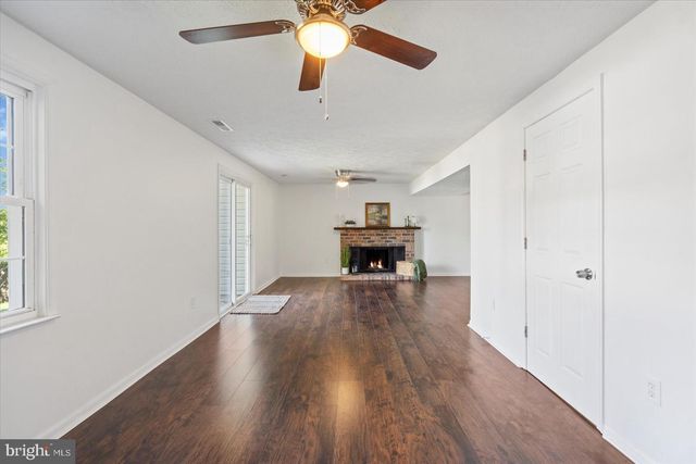 5 ALDEBURGH CT, Baltimore, MD 21237