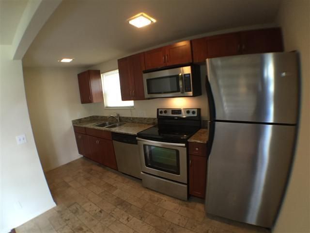 2800 Cole ST 215C, Austin, TX 78705