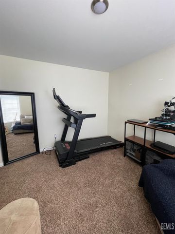5510 Lombardy Court, Bakersfield, CA 93308