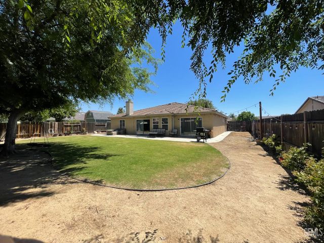 5510 Lombardy Court, Bakersfield, CA 93308