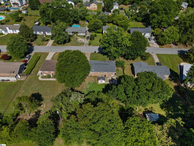105 Abbotsford Drive, Simpsonville, SC 29681