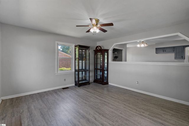 105 Abbotsford Drive, Simpsonville, SC 29681