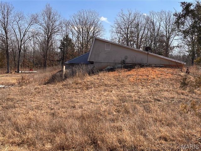 85 Barnicle Chapel Road, Steelville, MO 65565