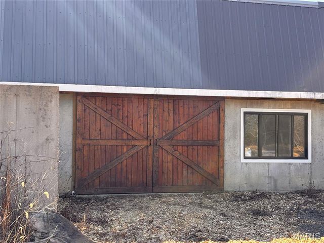 85 Barnicle Chapel Road, Steelville, MO 65565