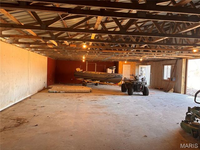 85 Barnicle Chapel Road, Steelville, MO 65565