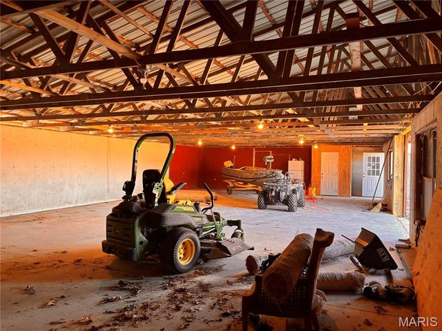 85 Barnicle Chapel Road, Steelville, MO 65565