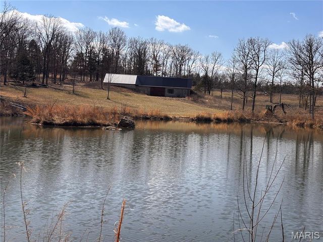 85 Barnicle Chapel Road, Steelville, MO 65565