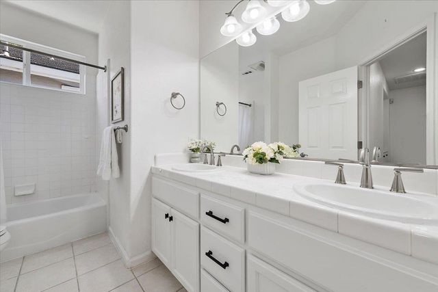 2380 TRADE ZONE Boulevard, San Jose, CA 95131