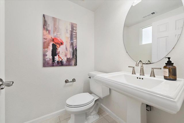 2380 TRADE ZONE Boulevard, San Jose, CA 95131