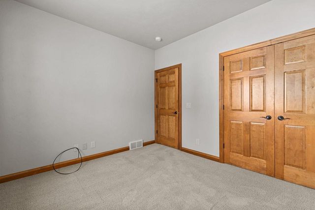 4801 N FALLVIEW LANE, Appleton, WI 54913