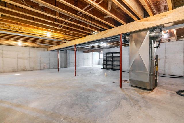 4801 N FALLVIEW LANE, Appleton, WI 54913