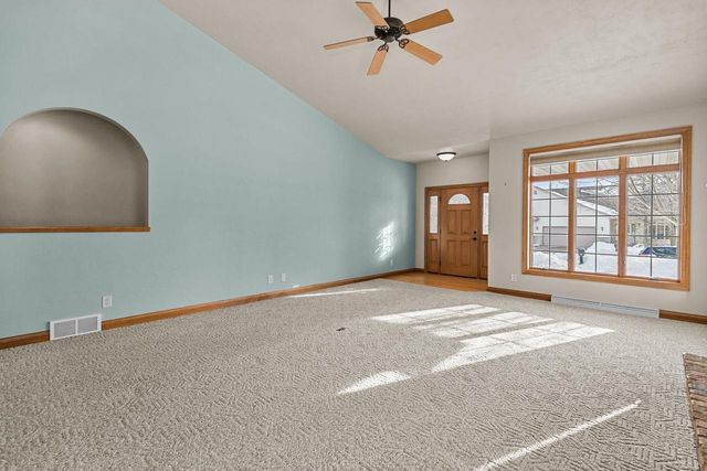 4801 N FALLVIEW LANE, Appleton, WI 54913