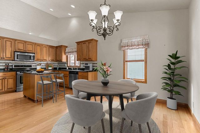 4801 N FALLVIEW LANE, Appleton, WI 54913