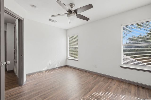 16550 Alwick Ln, San Antonio, TX 78247