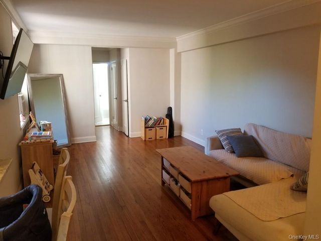 760 Bronx River Road A68, Bronxville, NY 10708