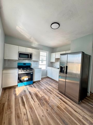 67 Tanner Street, Providence, RI 02905