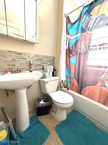 3309 E 137th Street, Cleveland, OH 44108