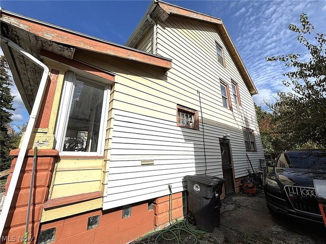 3309 E 137th Street, Cleveland, OH 44108