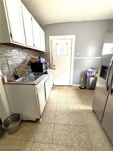 3309 E 137th Street, Cleveland, OH 44108