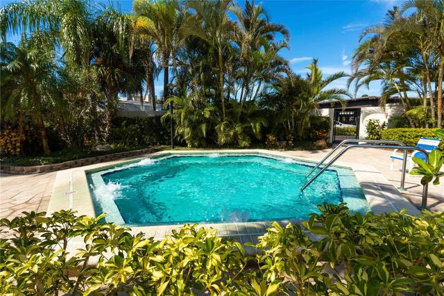 400 ISLAND WAY 212, Clearwater Beach, FL 33767