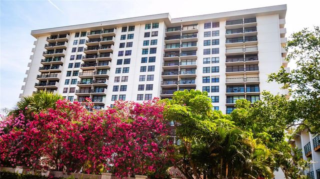 400 ISLAND WAY 212, Clearwater Beach, FL 33767