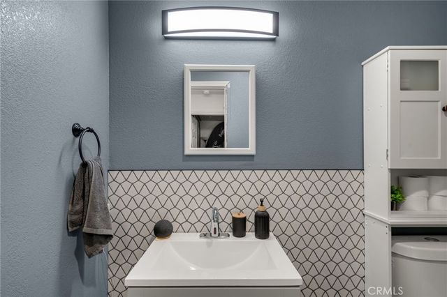 5530 Ackerfield 314, Long Beach, CA 90805