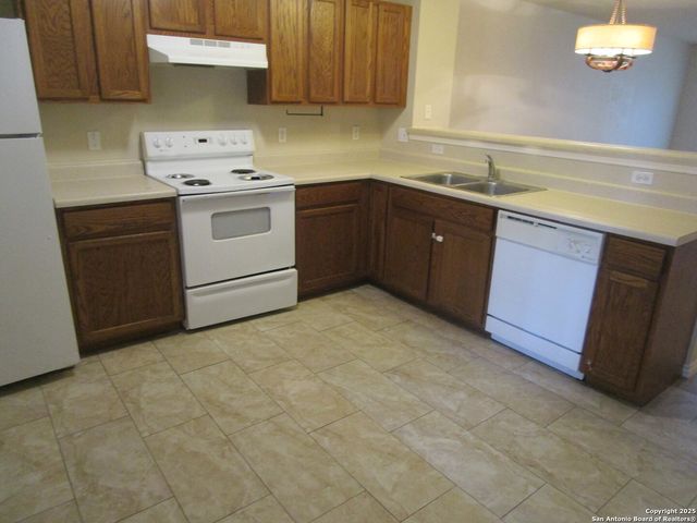 103 Autumn Pass, San Antonio, TX 78245