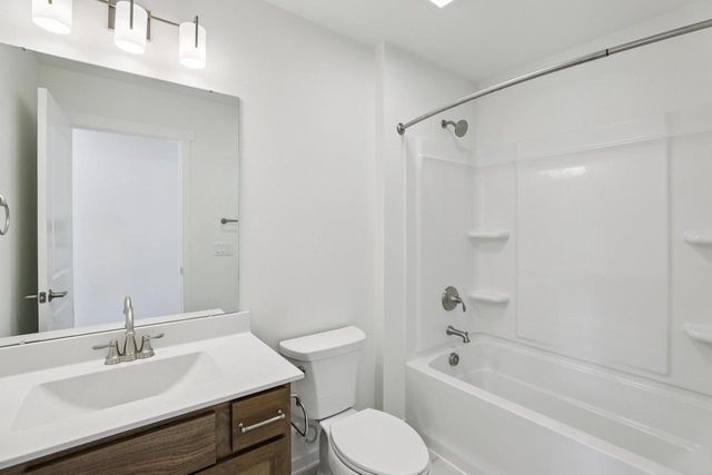 6680 Redpoll Road, Middleton, WI 53562