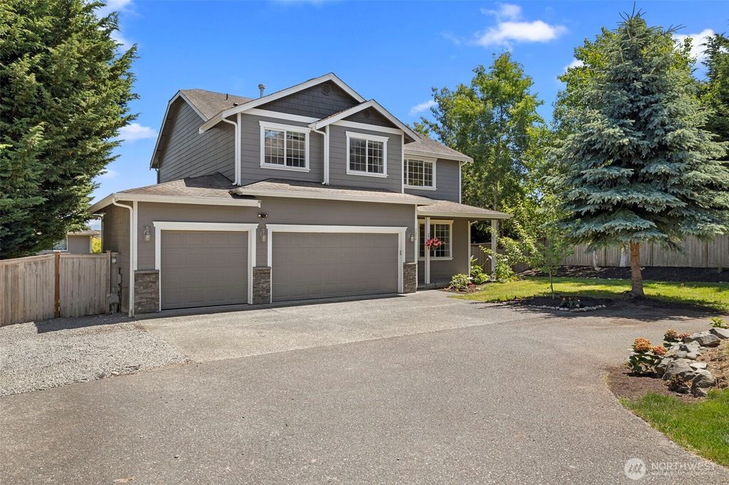 7304 284th Street NW, Stanwood, WA 98292