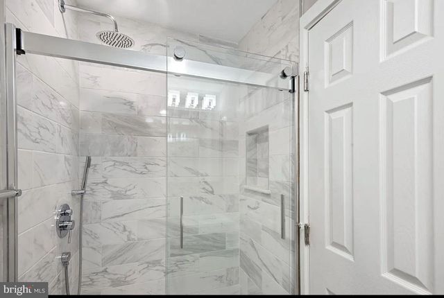 109 BLOOMSBERRY ST, Baltimore, MD 21230