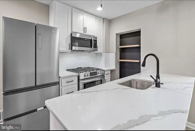 109 BLOOMSBERRY ST, Baltimore, MD 21230