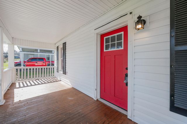 703 Julian Street, Rossville, GA 30741