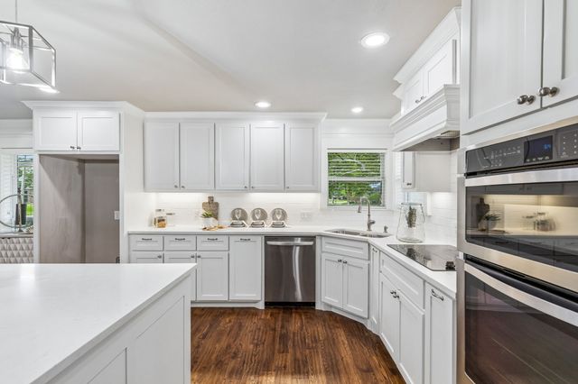 106 Seminole Drive, Trophy Club, TX 76262